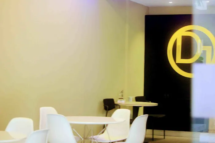 DJ Suites Ara Damansara Picture 9