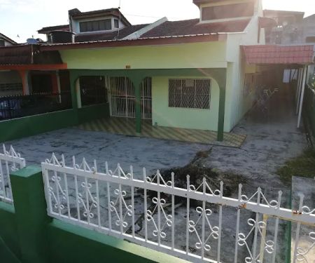 Safari Homestay