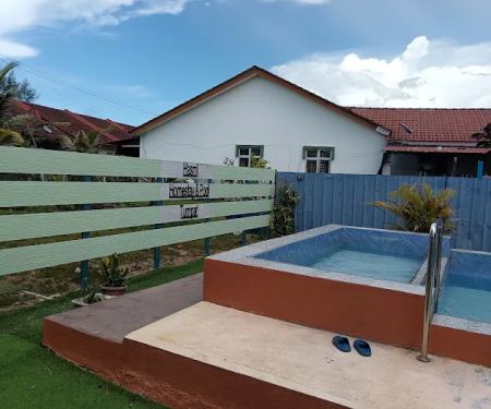 Hasmi Homestay & Pool Tumpat