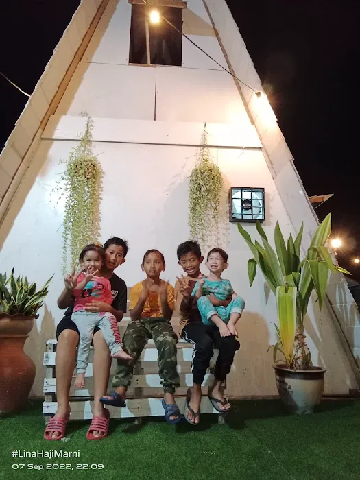 De'TerataiAzZahra Homestay Picture 4