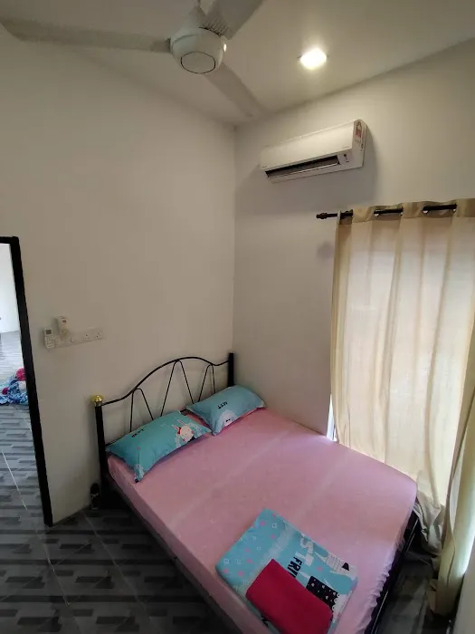 Nature Art Homestay and Santai D ' Villa Kemuning Pool Homestay Picture 8