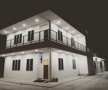 The Pines Rest House / Homestay