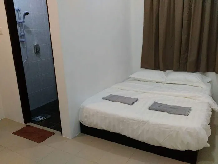 The Pines Rest House / Homestay Picture 2