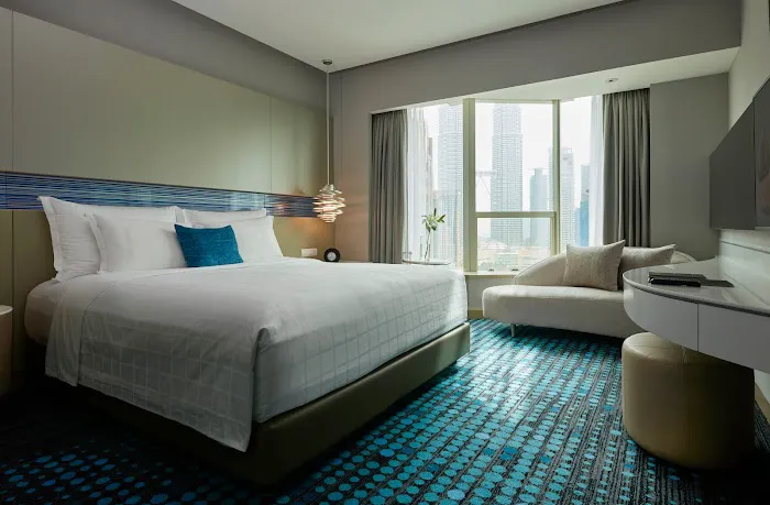 Pullman Kuala Lumpur City Centre - Hotel & Residences Picture 6