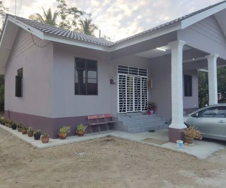 Homestay Juriah