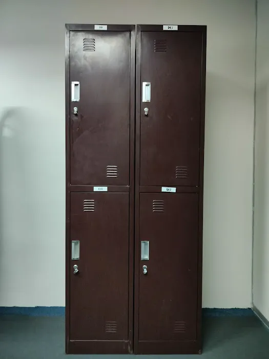 Travellers station cheap roomstay RM20/night 24 hours Picture 3