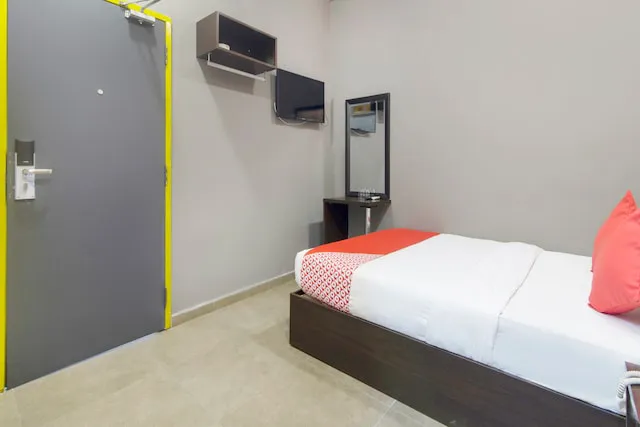 OYO 876 Hotel Sanctuary Picture 5