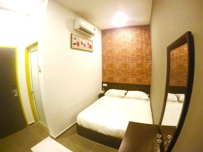 OYO 876 Hotel Sanctuary Picture 9