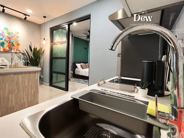 DEW @ H20 Residences Picture 3