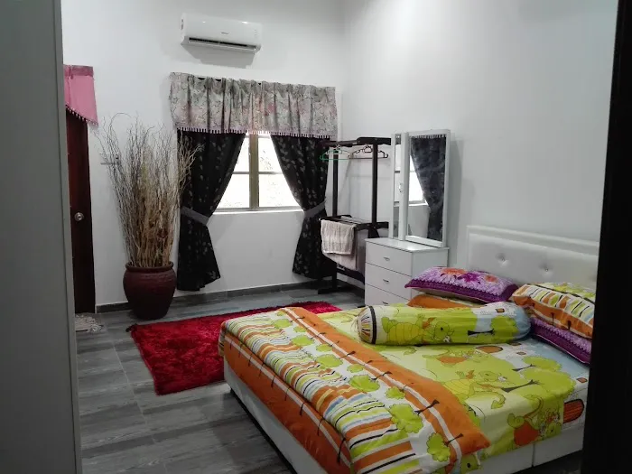 Hajjah Yamah Homestay Picture 5