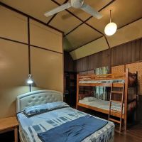The Reef Chalets ico