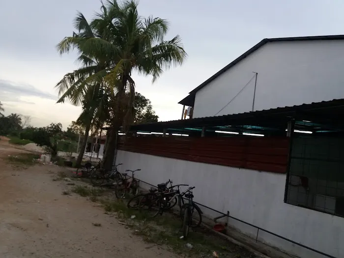 F & B Hostel Picture 4