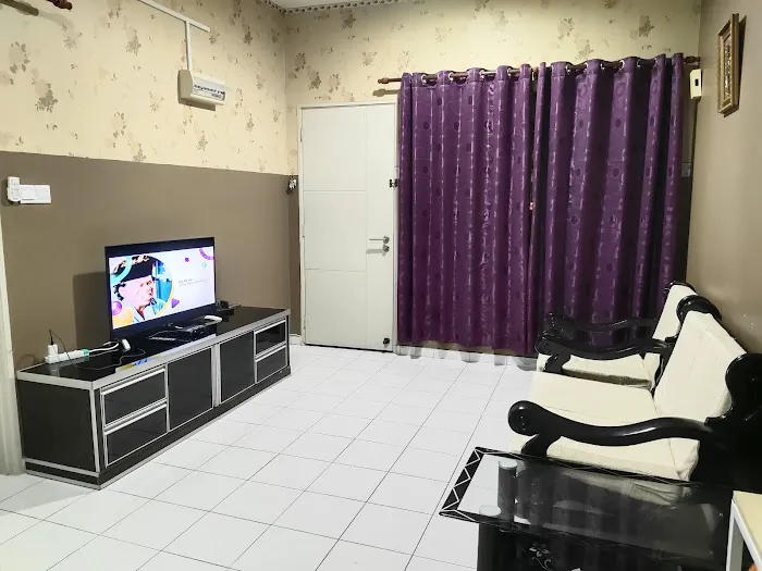 HOMESTAY VILLA KESUMA -CIKGU ROKIAH Picture 4