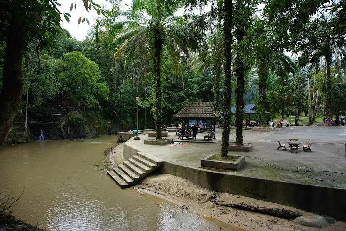 La Hot Spring Picture 3