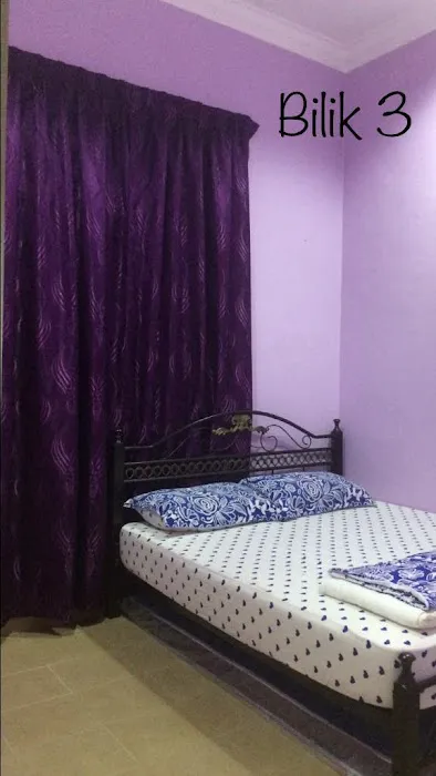 Farahana Homestay Picture 1