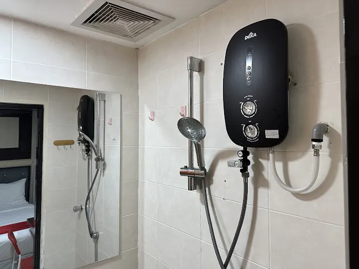 Red Velvet Inn Hotel Picture 9