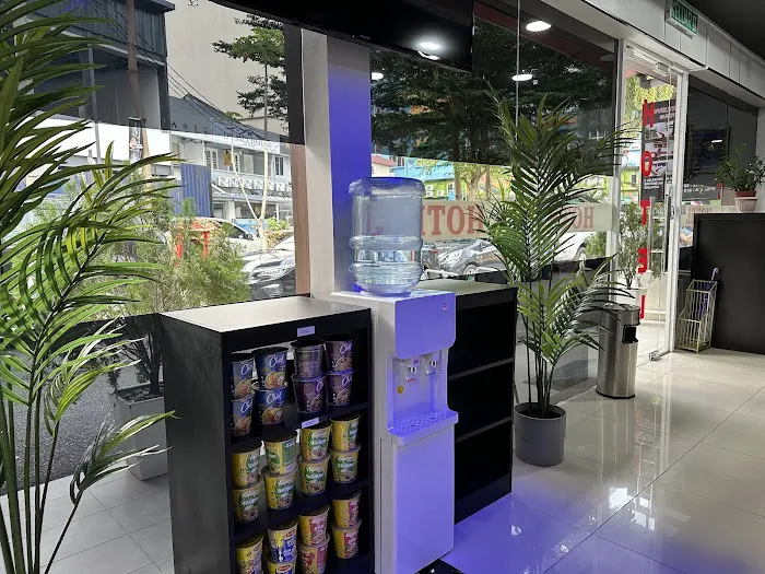 Red Velvet Inn Hotel Picture 3