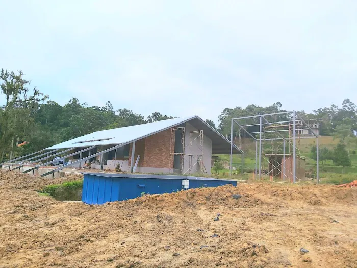 The Silver House, Janda Baik Picture 1