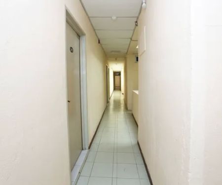 Super OYO 89651 Harmoni Hotel