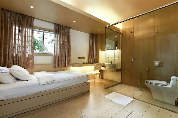 Dynasty Inn Picture 6