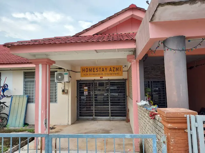 HOMESTAY AZMI Picture 10