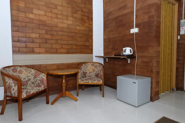OYO 1017 Al-inshirah Inn Picture 2