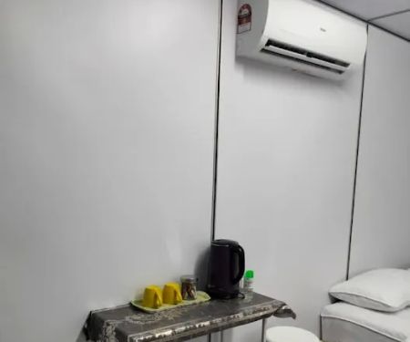 D R&R Homestay Container @Sijangkang