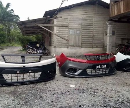 Khaiza garage