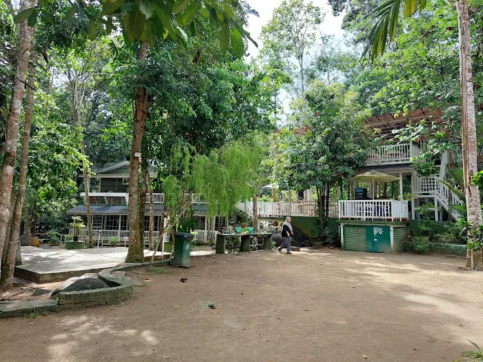 Sri Damai Riverside Picture 1
