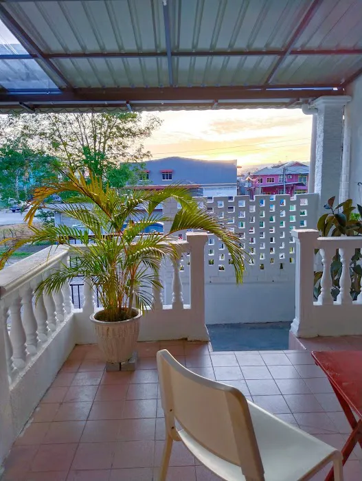 KamariahJib Homestay Picture 2