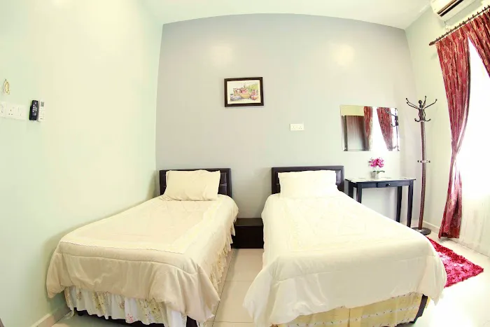 Twin Castle Homestay Picture 4