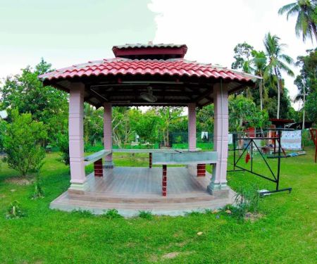 Twin Castle Homestay