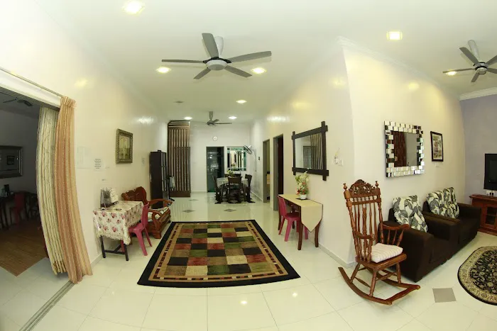 Twin Castle Homestay Picture 6