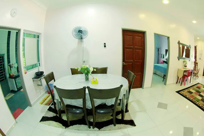 Twin Castle Homestay Picture 7