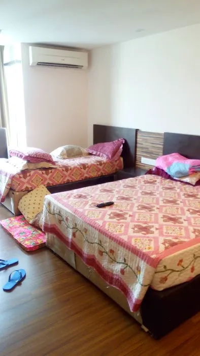 Izzat's Place Picture 2