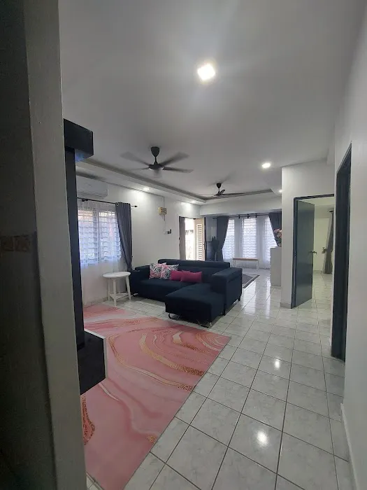 D'Aura Danisha Homestay with Private Pool Picture 7