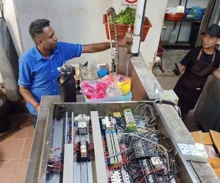 Services, elektrik,aircornd, mekanikal