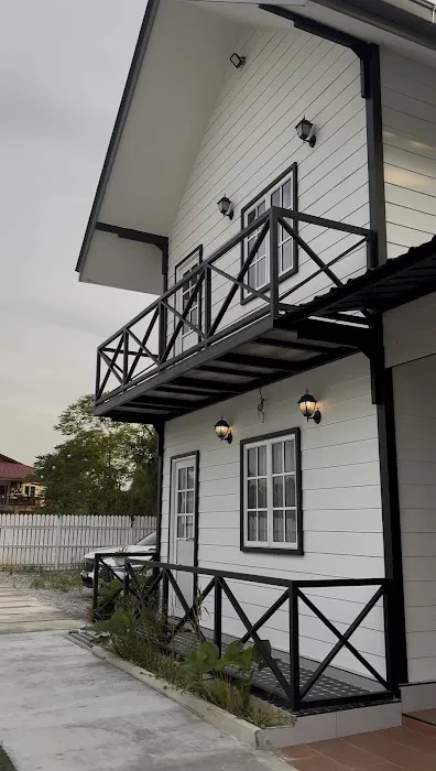 One Eleven Cottage Picture 4