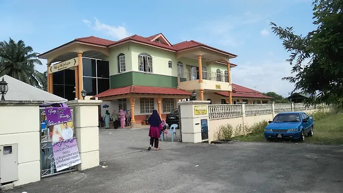 Seri Aman Lakeview Villa Picture 1