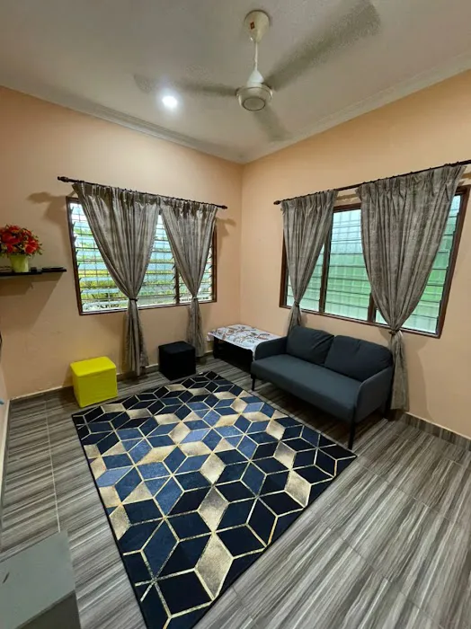 Homestay sri aman puchong Picture 9