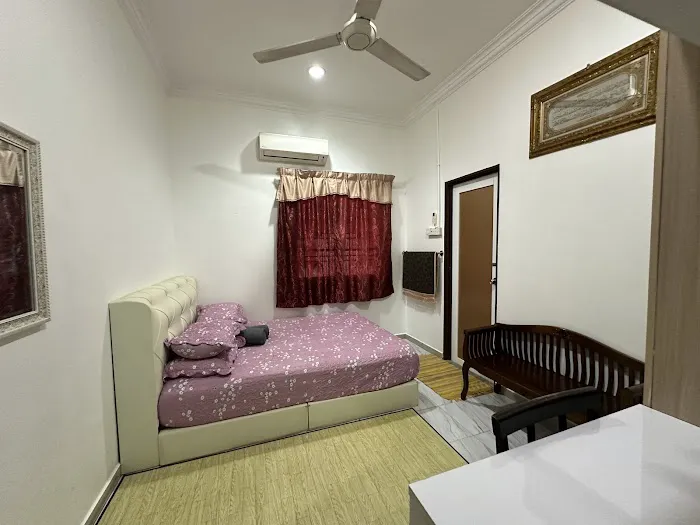 Berkat Rayyaan Homestay Picture 10