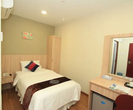 Veer Hotel Kuantan - Near Indera Mahkota - 5 Min From Town