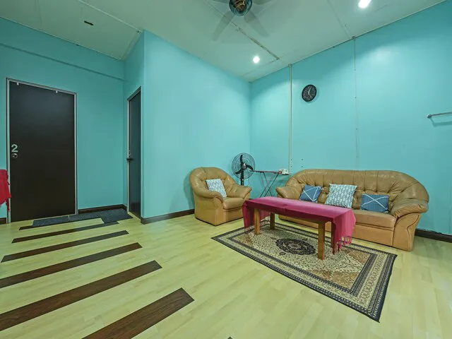 OYO HOME 90325 Au Homestay Picture 2