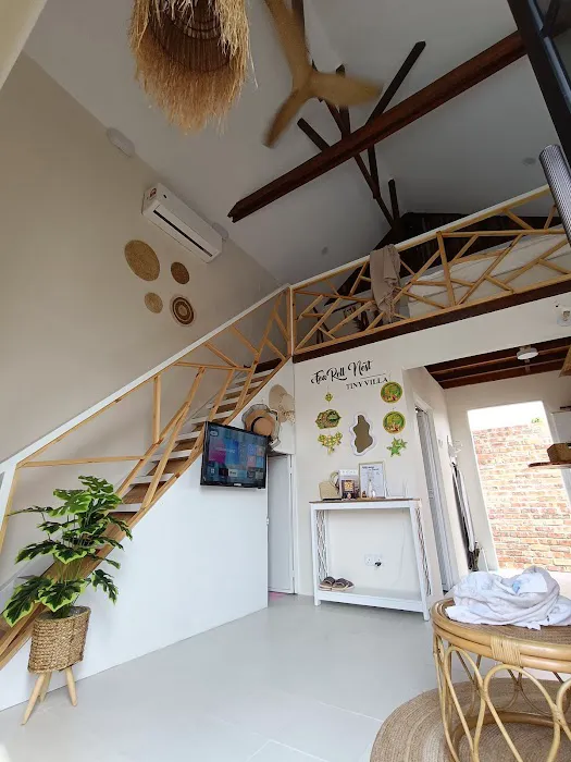 Fearell' Nest Tiny Villa Picture 9