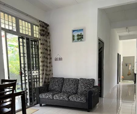 Homestay Sepang KLIA AziziYati