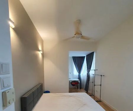 Solaris Dutamas Homestay by Verda Homes
