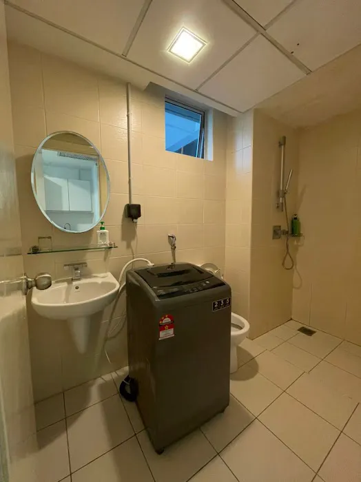 RH Suites Picture 3