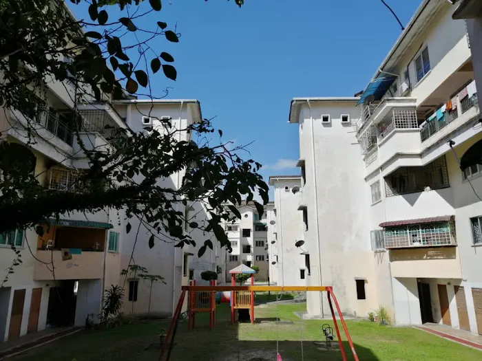 Puncak Homestay @ Bandar Tun Hussein Onn Picture 9