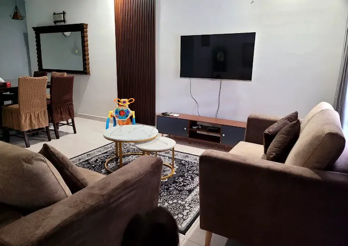 FourSeasons Homestay Picture 10