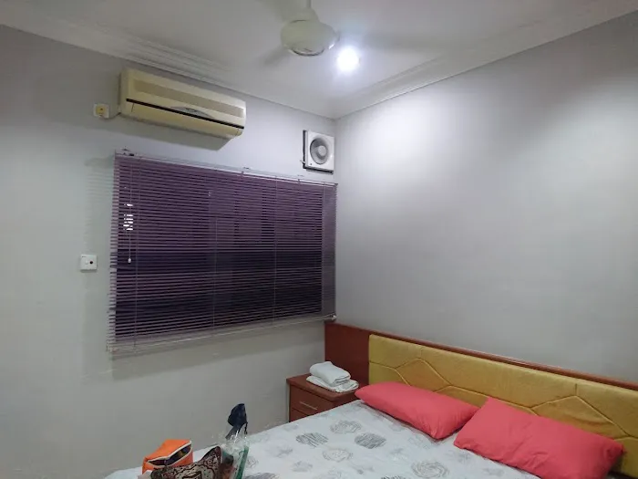 Onederland Homestay Picture 5